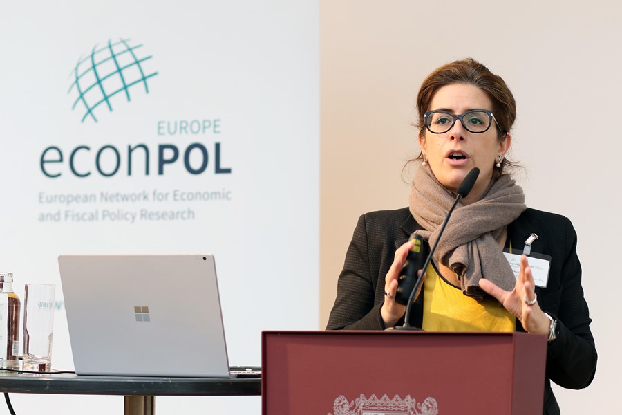 Cinzia Alcidi on cross country convergence and regional divergence in the eurozone