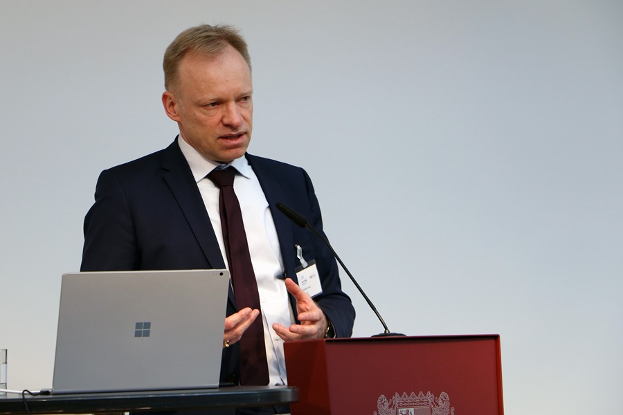 Clemens Fuest at EconPols annual conference
