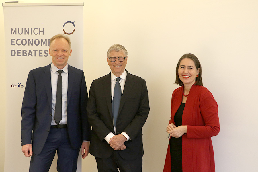 Clemens Fuest, Bill Gates and Alexandra Föderl-Schmid 