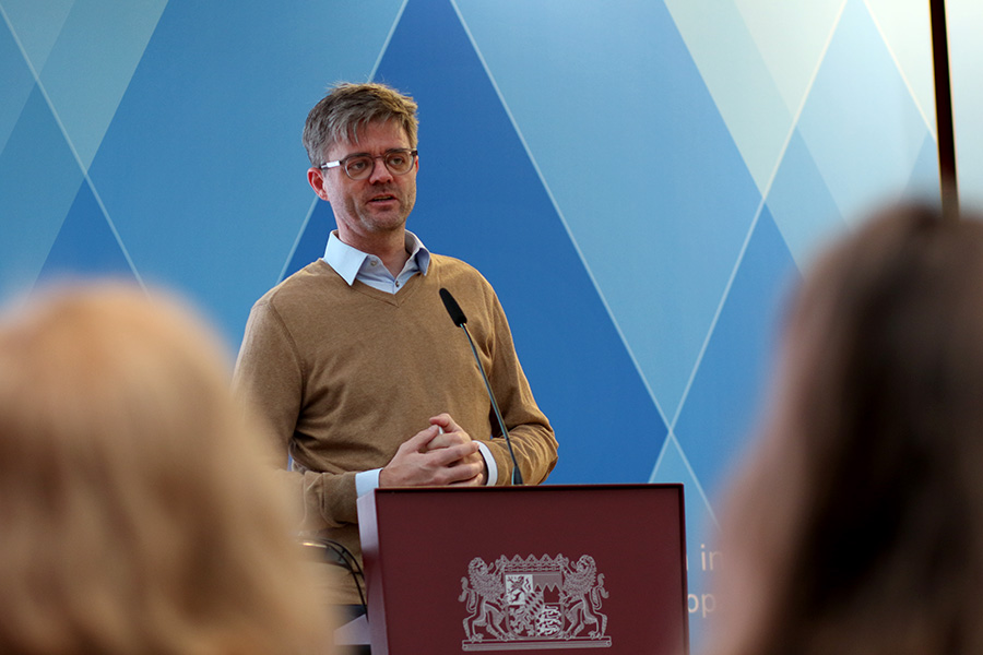 Welcome Address by Christian Odendahl, Moderator (The Economist)