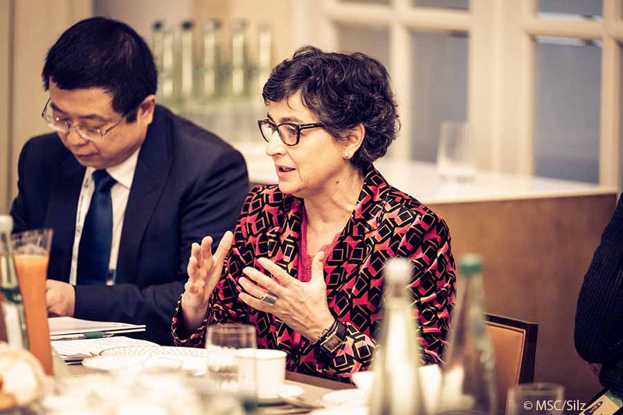 Liu Zuokui and Arancha González Laya 